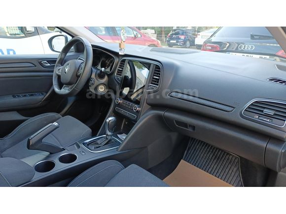 Sahibinden Renault Megane 1.5 dCi Joy 2017 Model Adana 109000 km Beyaz