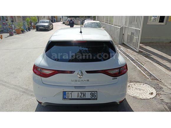Sahibinden Renault Megane 1.5 dCi Joy 2017 Model Adana 109000 km Beyaz