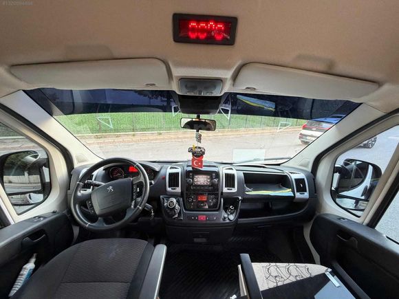 NÜANS AUTO PEUGEOT BOXER 16+1 PERSONEL HATASIZ 82.oooKM