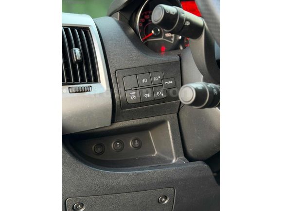 NÜANS AUTO PEUGEOT BOXER 16+1 PERSONEL HATASIZ 82.oooKM