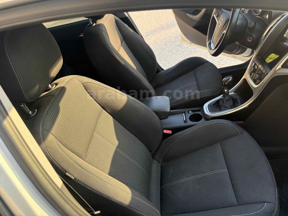 İLK SAHİBİNDEN ASTRA J SPORT 1.6 CDTI 136 HP AĞIR HASARSIZ