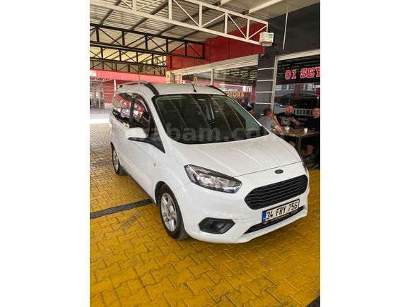 Galeriden Ford Tourneo Courier 1.5 TDCi Delux 2022 Model Van