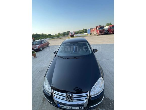 Sahibinden Volkswagen Jetta 1.6 Primeline 2007 Model  284.000 km Siyah
