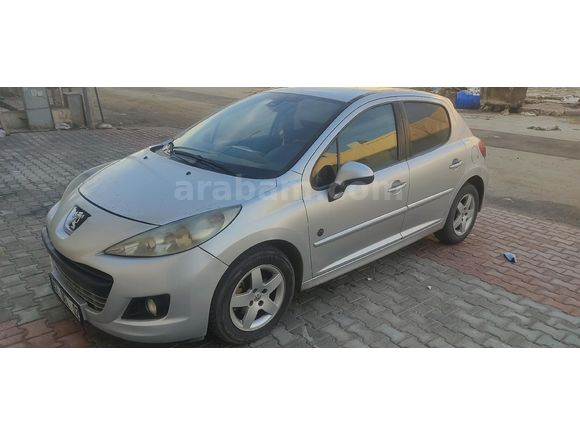 Sahibinden Peugeot 207 1.4 HDi Urban Move 2012 Model  313.000 km Gri (Gümüş)