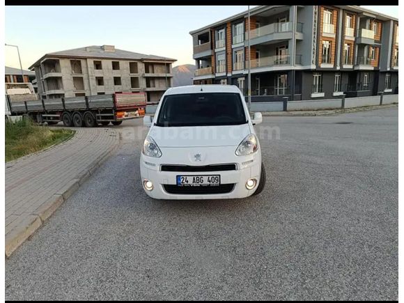 Sahibinden Peugeot Partner 1.6 HDI Active 2012 Model