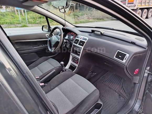 Sahibinden Peugeot 307 1.6 Comfort 2006 Model  208.000 km Siyah