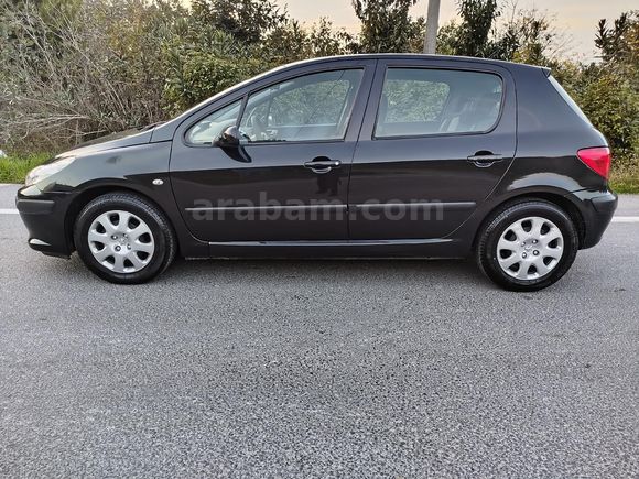 Sahibinden Peugeot 307 1.6 Comfort 2006 Model  208.000 km Siyah
