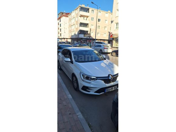 Sahibinden Renault Megane 1.3 TCe Joy Comfort 2024 Model