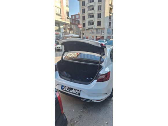 Sahibinden Renault Megane 1.3 TCe Joy Comfort 2024 Model