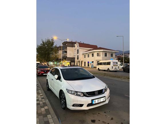 Sahibinden Honda Civic 1.6i VTEC Executive 2015 Model 