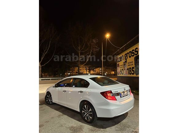 Sahibinden Honda Civic 1.6i VTEC Executive 2015 Model 
