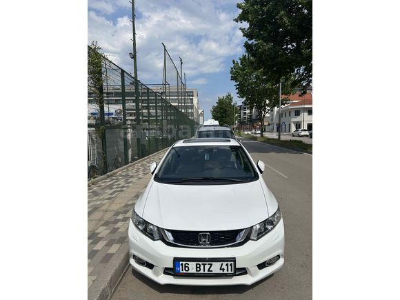 Sahibinden Honda Civic 1.6i VTEC Executive 2015 Model 