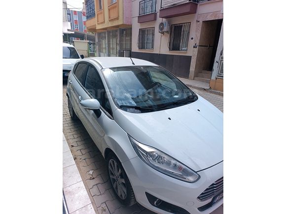 Sahibinden Ford Fiesta 1.6 Titanium 2017 Model 