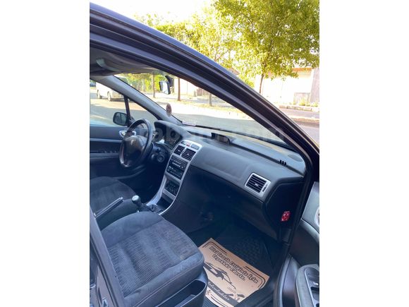 Sahibinden Peugeot 307 1.6 HDi Designtech 2008 Model  312.000 km Siyah