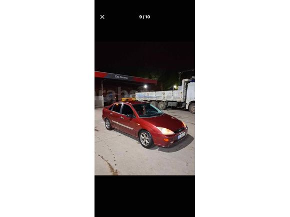 Sahibinden Ford Focus 1.6 Ghia 2001 Model 