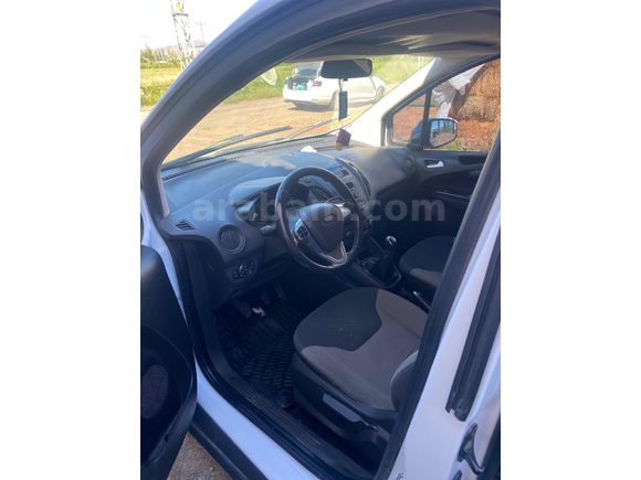 Sahibinden Ford Tourneo Courier 1.6 TDCi Deluxe 2017 Model