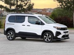Galeriden Peugeot Rifter 1.5 BlueHDI GT 2025 Model Kütahya