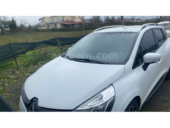 Sahibinden Renault Clio 1.5 dCi SportTourer Touch 2018 Model
Aile aracı