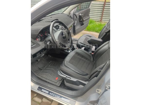 Sahibinden Renault Megane 1.4 Authentique 2006 Model