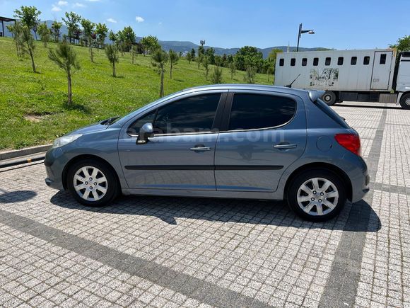 Değişensiz / Peugeot 207 / 203.000 km/  Bakımlı