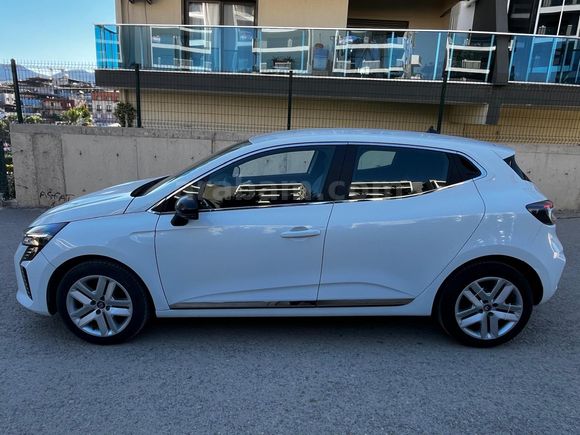 ACİL1219950TL2025 CLİO 1.0 TCe HAYALET ORJINAL OTOMATİK 16000KM