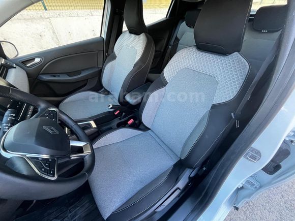 ACİL1219950TL2025 CLİO 1.0 TCe HAYALET ORJINAL OTOMATİK 16000KM