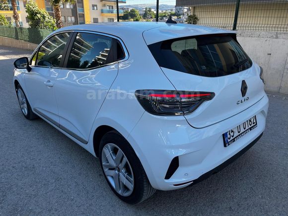 ACİL1219950TL2025 CLİO 1.0 TCe HAYALET ORJINAL OTOMATİK 16000KM