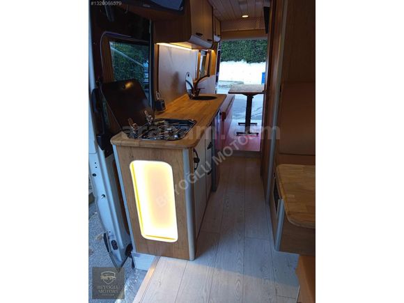 BEYOĞLU MOTORS ÜSKÜDAR'DAN FULL YAPILI MOTOKARAVAN MERCEDES.....
