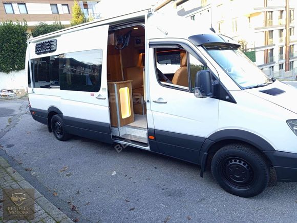 BEYOĞLU MOTORS ÜSKÜDAR'DAN FULL YAPILI MOTOKARAVAN MERCEDES.....