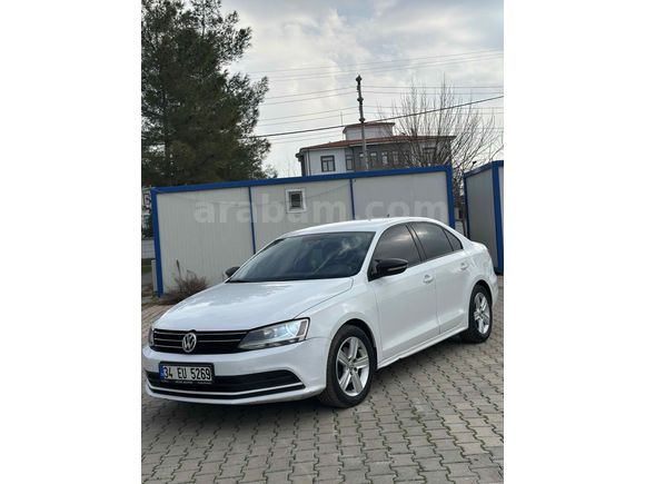 Sahibinden Volkswagen Jetta 1.6 TDi Trendline 2015 Model  270.000 km Beyaz