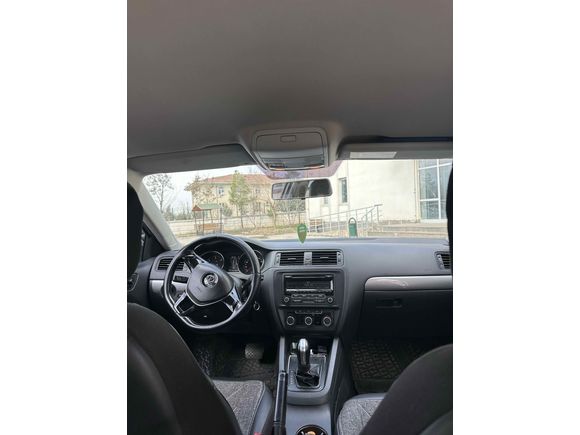 Sahibinden Volkswagen Jetta 1.6 TDi Trendline 2015 Model  270.000 km Beyaz
