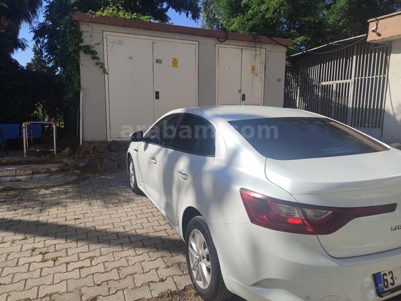 Sahibinden Renault Megane 1.5 dCi Touch 2017 Model  204.000 km Beyaz