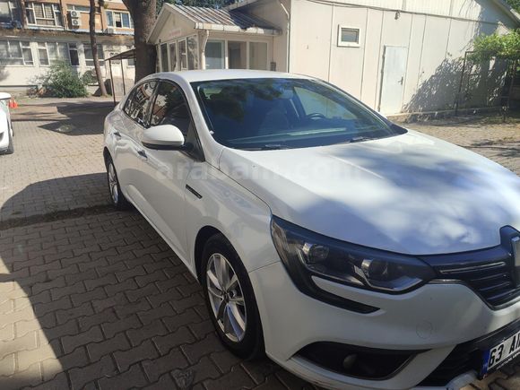 Sahibinden Renault Megane 1.5 dCi Touch 2017 Model  204.000 km Beyaz