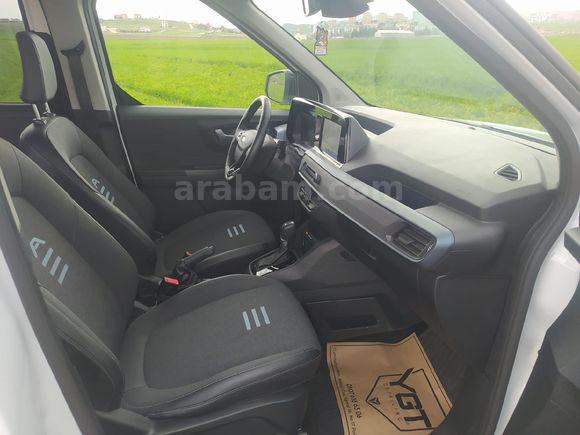 Sahibinden Ford Tourneo Courier 1.0 EcoBoost Active 2024 Model