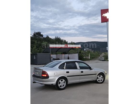 Sahibinden Opel Vectra 2.0 GLS 1996 Model