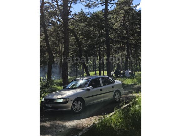 Sahibinden Opel Vectra 2.0 GLS 1996 Model