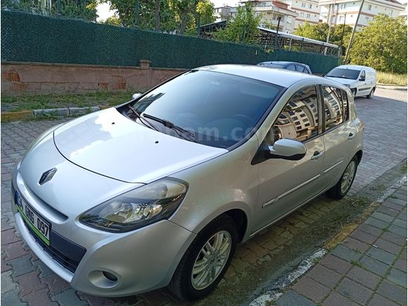 Sahibinden Renault Clio 1.5 dCi Extreme Edition 2012 Model İstanbul 240.000 km Gri (Gümüş)