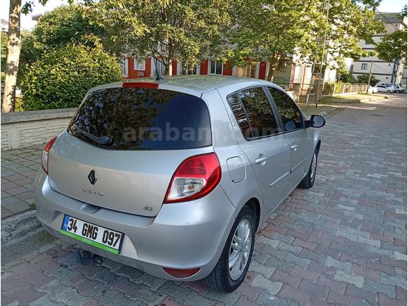 Sahibinden Renault Clio 1.5 dCi Extreme Edition 2012 Model İstanbul 240.000 km Gri (Gümüş)