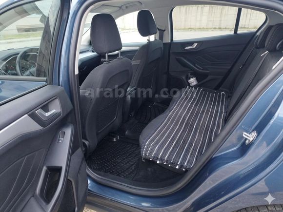 Sahibinden Ford Focus 1.5 TDCi Titanium 2020 Model  105.000 km Mavi (metalik)