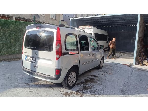 Sahibinden Renault Kangoo Multix 1.5 dCi Authentique 2011 Model