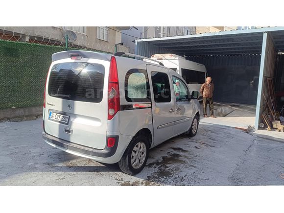 Sahibinden Renault Kangoo Multix 1.5 dCi Authentique 2011 Model