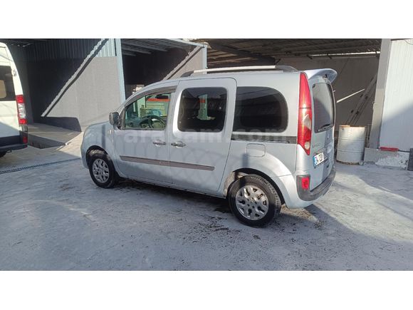 Sahibinden Renault Kangoo Multix 1.5 dCi Authentique 2011 Model