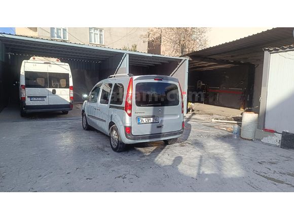 Sahibinden Renault Kangoo Multix 1.5 dCi Authentique 2011 Model
