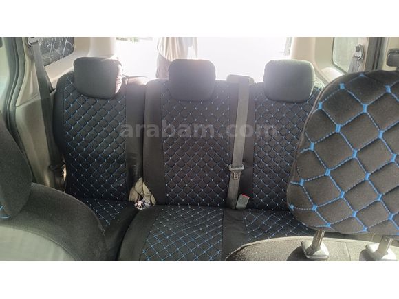 Sahibinden Renault Kangoo Multix 1.5 dCi Authentique 2011 Model