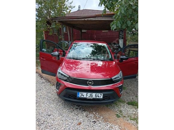 Sahibinden Opel Crossland 1.2 T Essential 2022 Model  110.000 km Kırmızı
