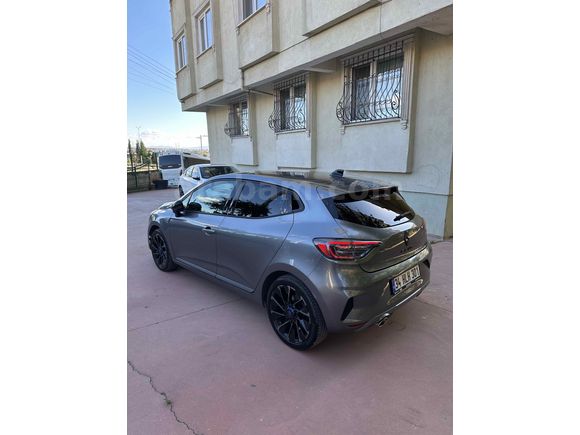 Sahibinden Renault Clio 1.0 TCe Techno Esprit Alpine 2023 Model Kocaeli 38100 km Mineral Gri
