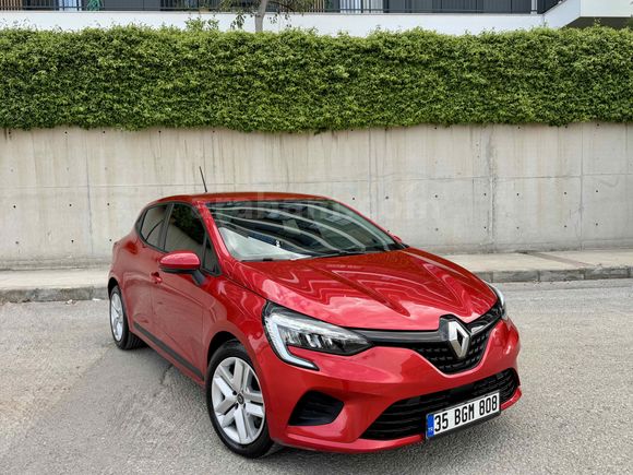 10 BİN KM’DE Renault Clio 1.0 TCe Joy 2022 Model İzmir
