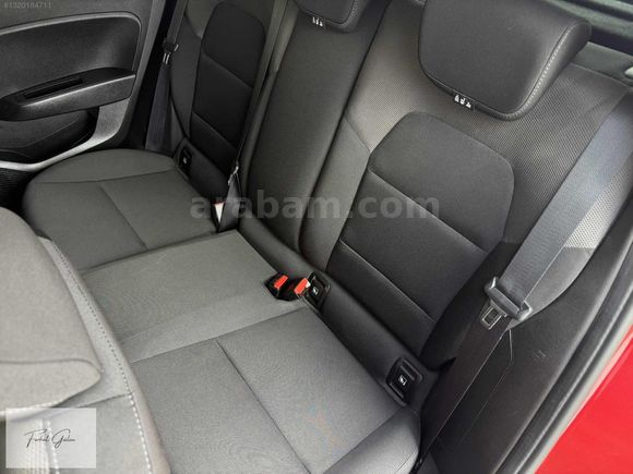 RENAULT CLİO 10 BİN KM'DE OTOMATİK/ TESLA EKRAN/LED FAR/S&S