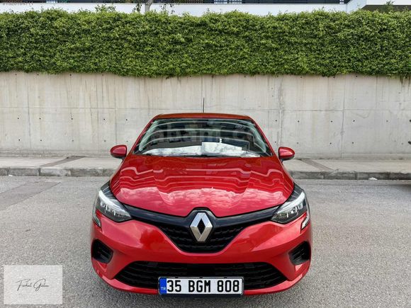 RENAULT CLİO 10 BİN KM'DE OTOMATİK/ TESLA EKRAN/LED FAR/S&S
