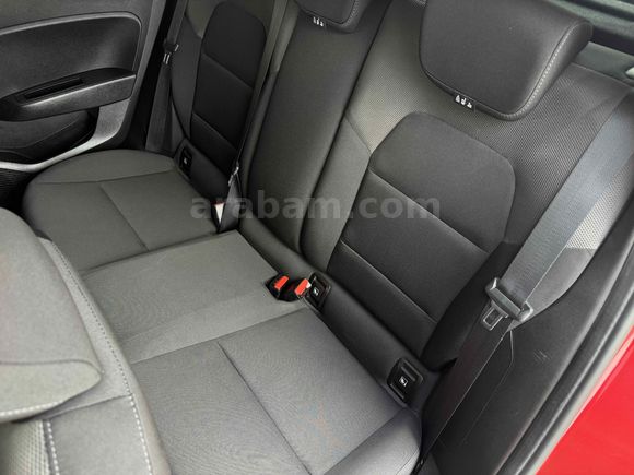 10 BİN KM’DE Renault Clio 1.0 TCe Joy 2022 Model İzmir